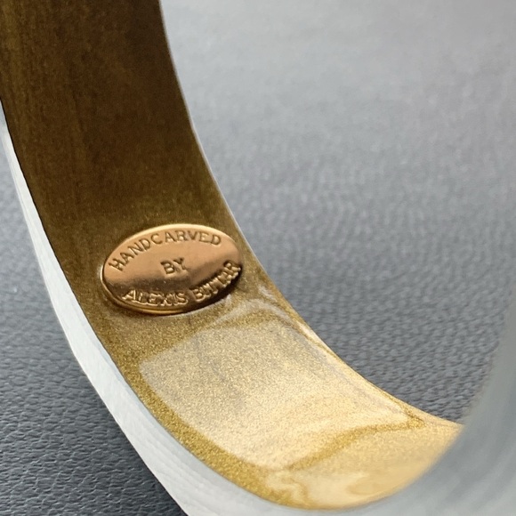 Alexis Bittar Square vintage bangle. - Picture 2 of 2